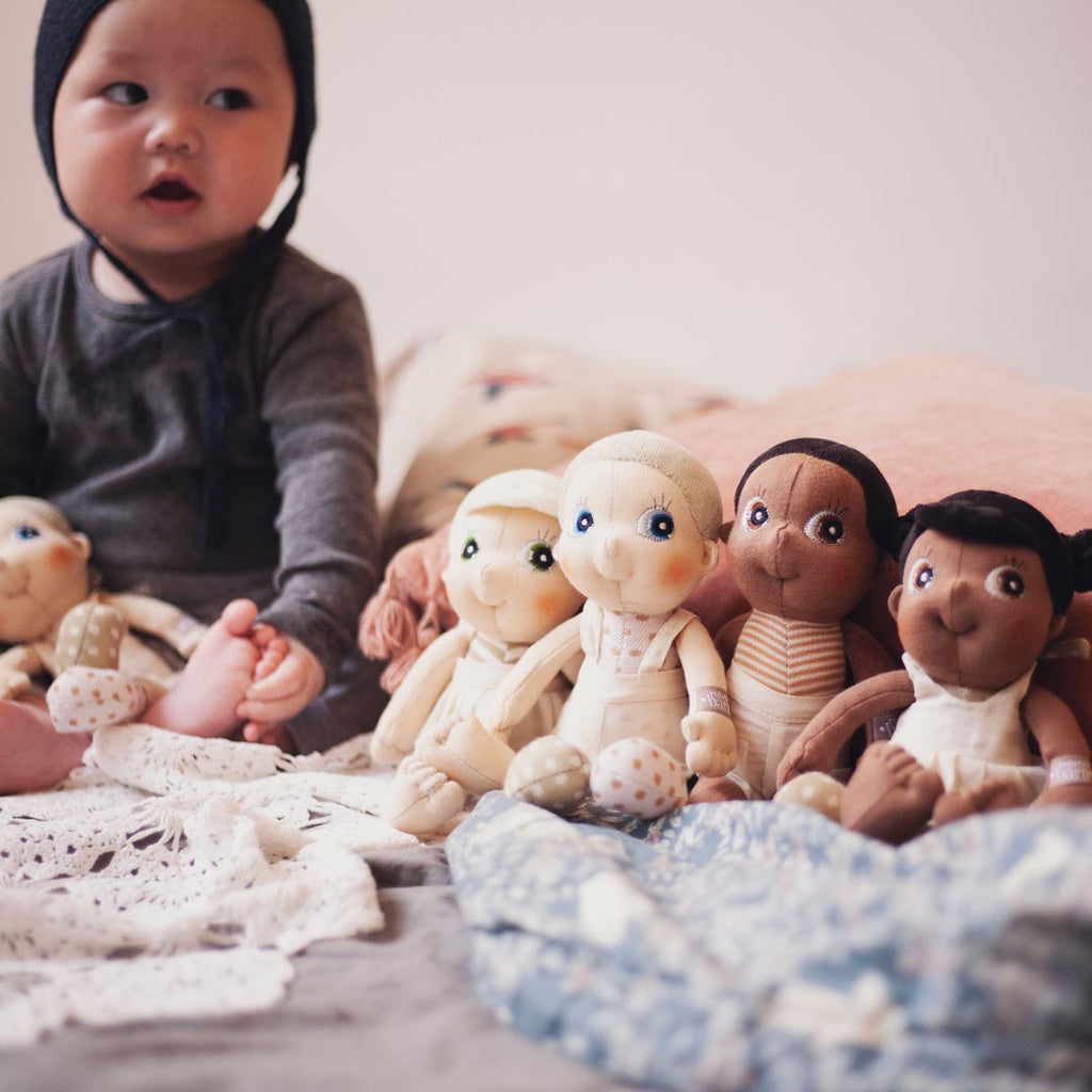 Guida alla Bambola Empatica: cosa è, cosa fa e come sceglierla